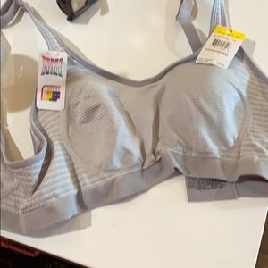 Funwinder Sports Bra